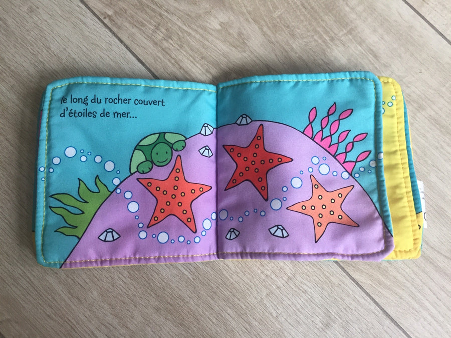 Livre d'éveil en tissu