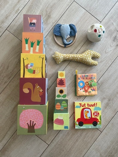 Lot de jouets premier âge