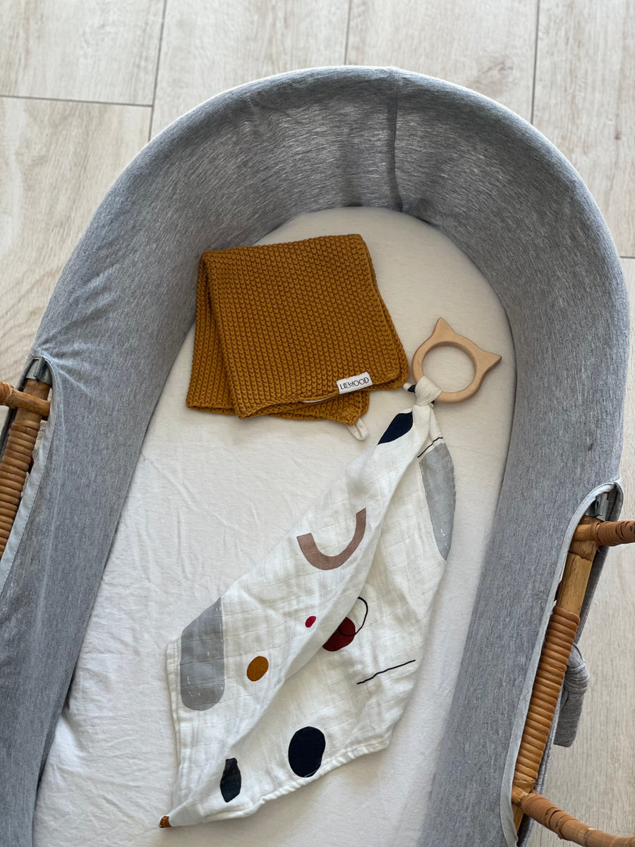 Couffin vintage en rotin