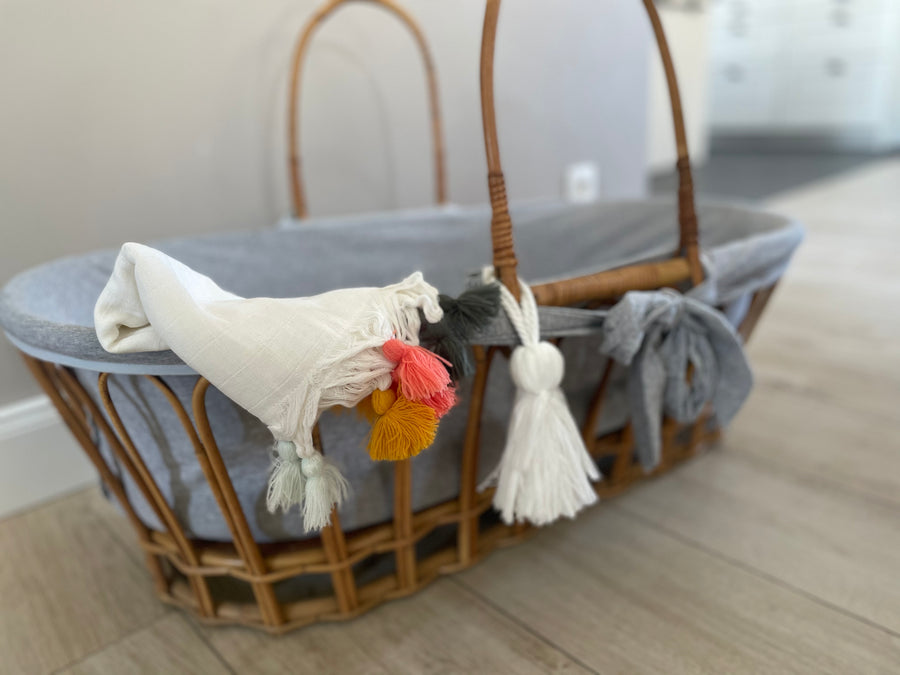 Couffin vintage en rotin