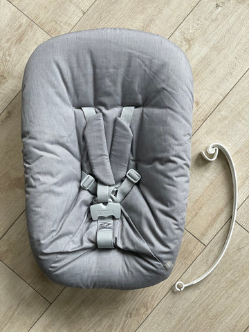 Stokke - Tripp Trapp Newborn Set gris (réservé liste Verbist-Brunin)